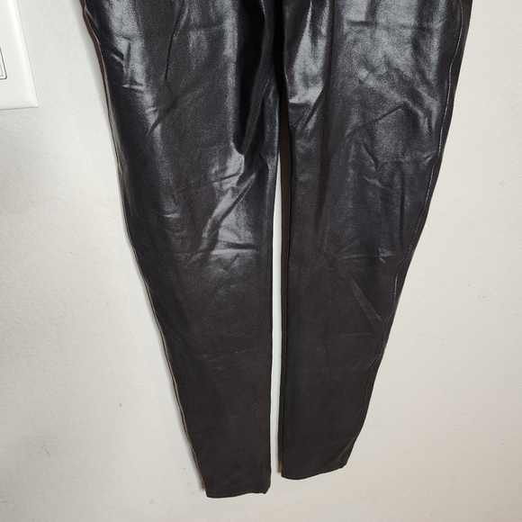 Spanx Mama Maternity Black Faux Leather Leggings Size 1X Vegan Leather Stretchy - Picture 13 of 16